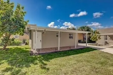 4710 Garden Avenue West Palm Beach FL 33405