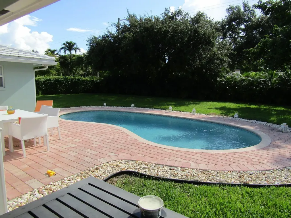 3244 NW 25th Way Boca Raton FL 33434