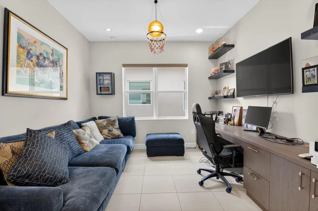 7857 Waterford Isle Lane Delray Beach FL 33446