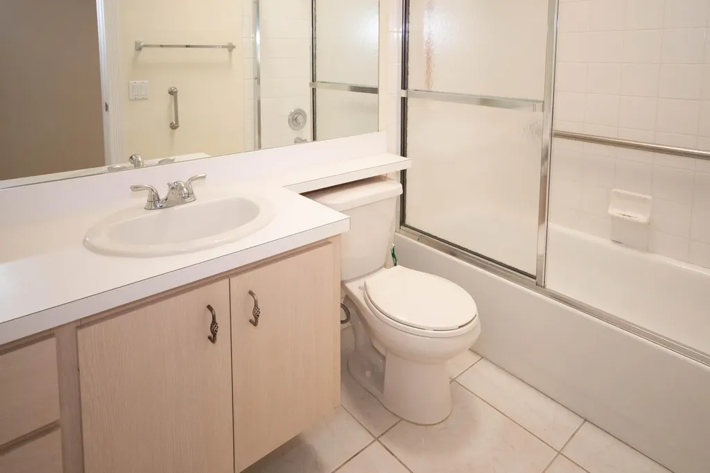 199 E Tall Oaks Circle Palm Beach Gardens FL 33410