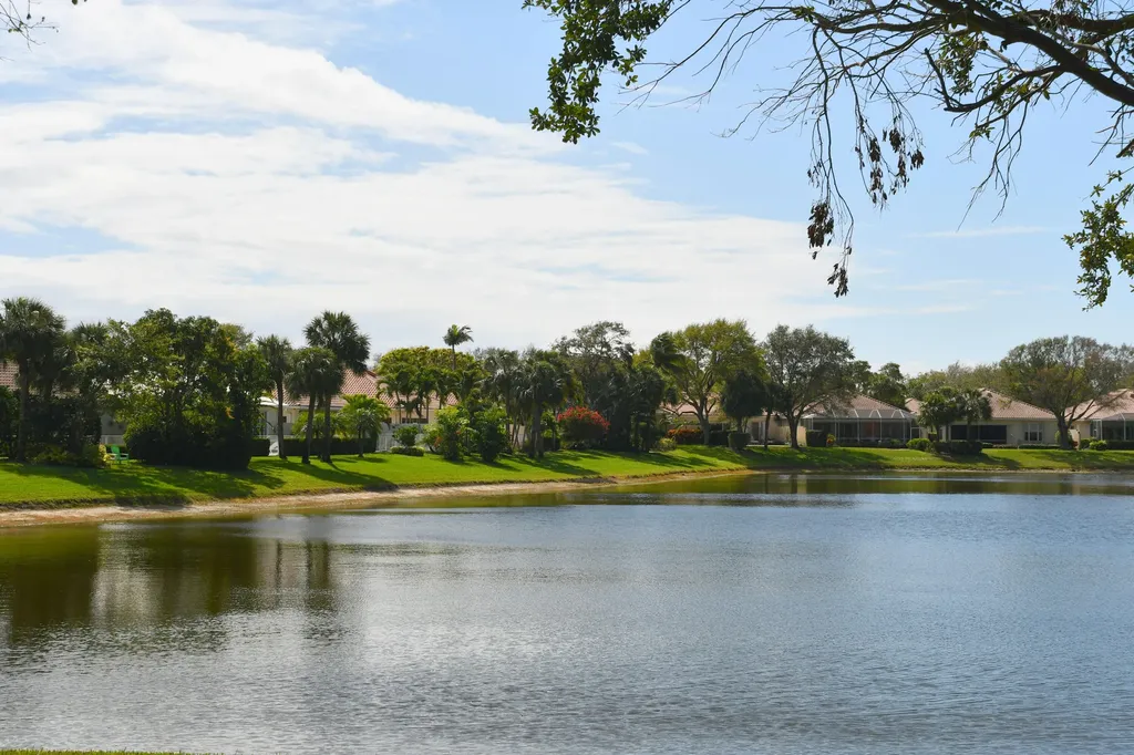 199 E Tall Oaks Circle Palm Beach Gardens FL 33410