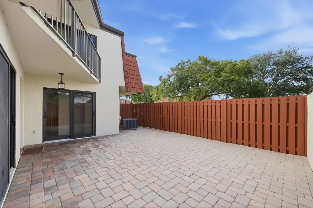 3669 Victoria Drive West Palm Beach FL 33406