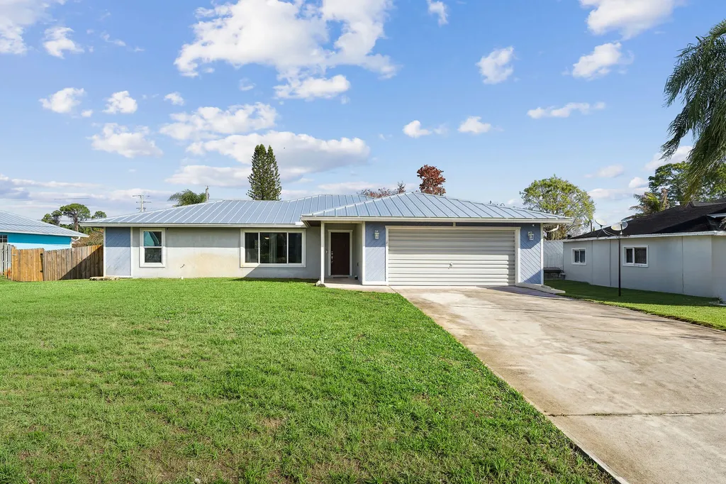 249 SE Todd Avenue Port St Lucie FL 34953