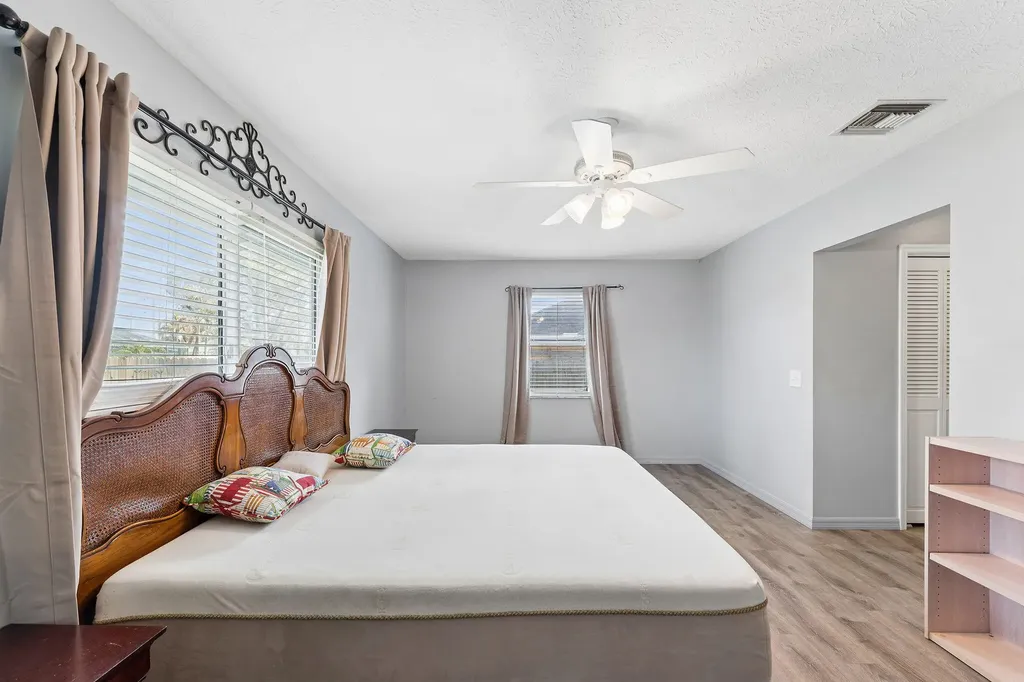 249 SE Todd Avenue Port St Lucie FL 34953