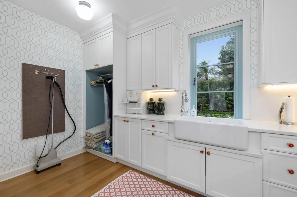183 S Beach Road Jupiter Island FL 33455