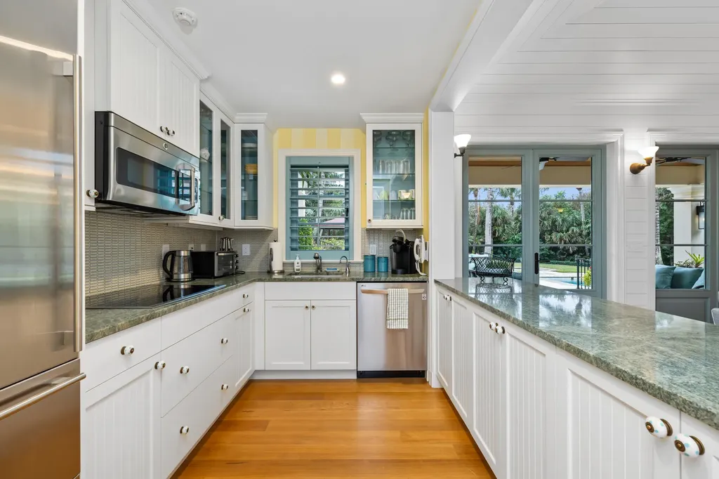 183 S Beach Road Jupiter Island FL 33455