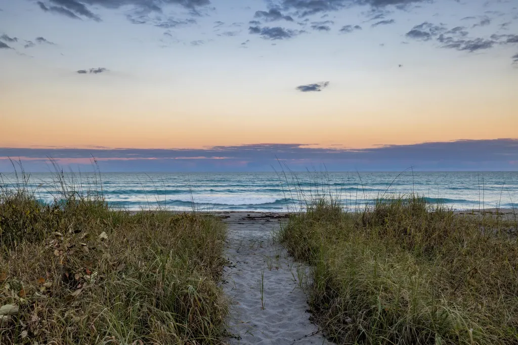 183 S Beach Road Jupiter Island FL 33455