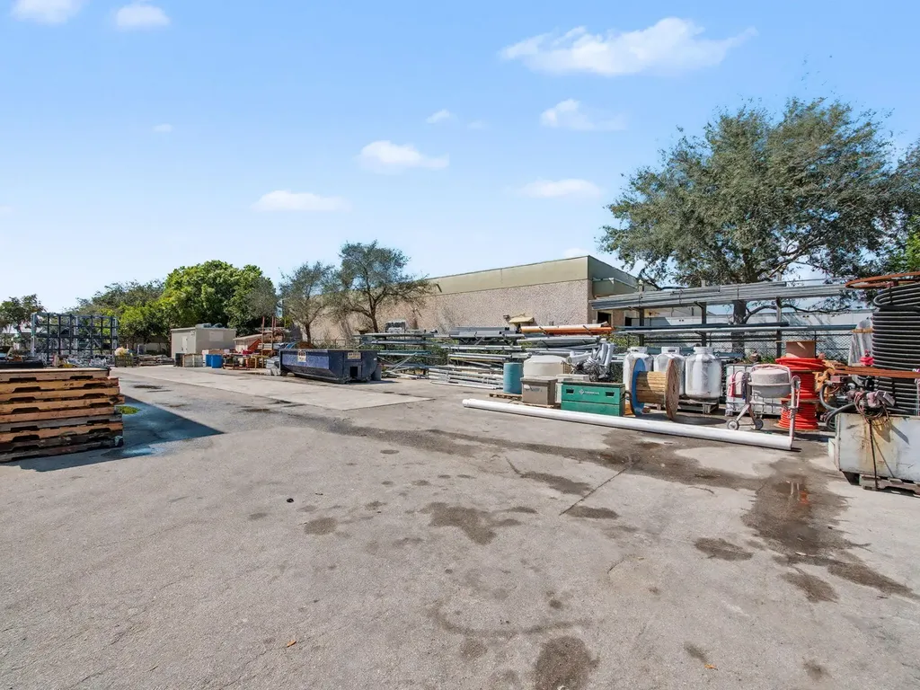 6861 Garden Road Riviera Beach FL 33404