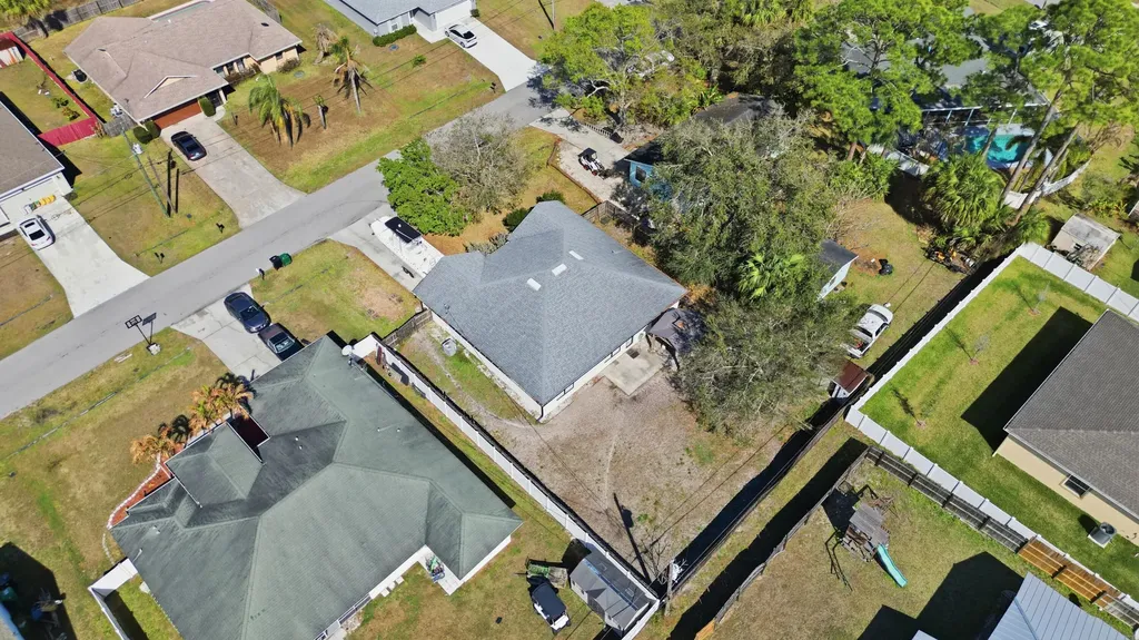 1818 SW Notre Dame Avenue Port St Lucie FL 34953
