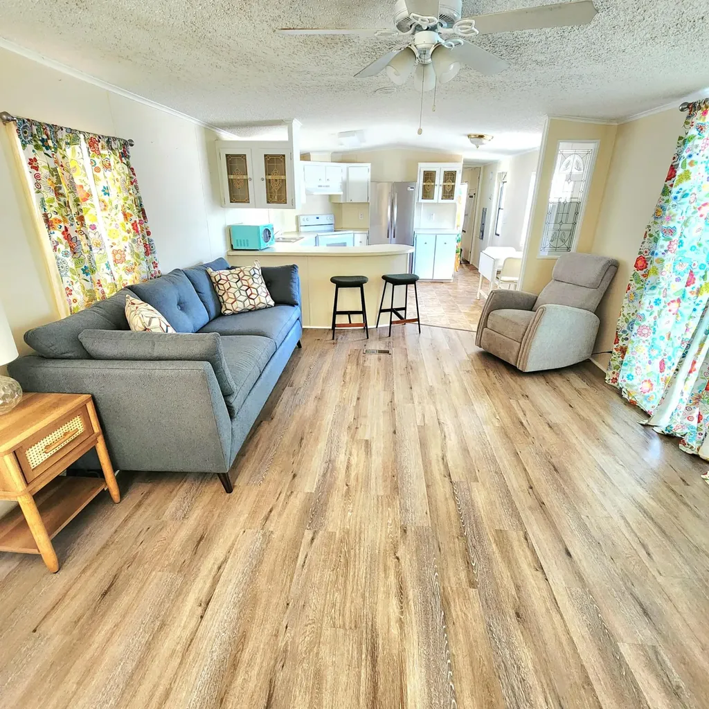 15 Alta Loma Port St Lucie FL 34952