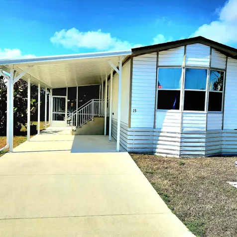 15 Alta Loma Port St Lucie FL 34952