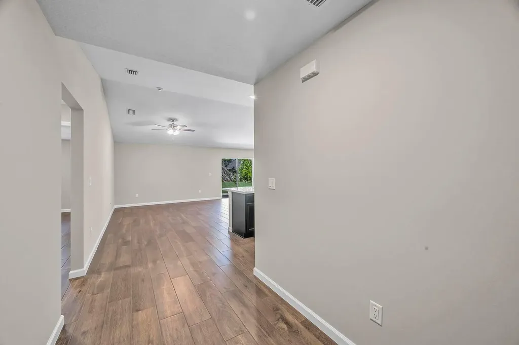 574 NW Bayshore Boulevard Port St Lucie FL 34983