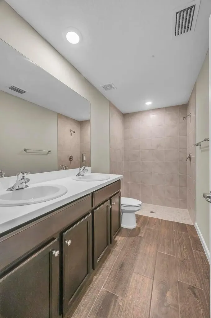 574 NW Bayshore Boulevard Port St Lucie FL 34983