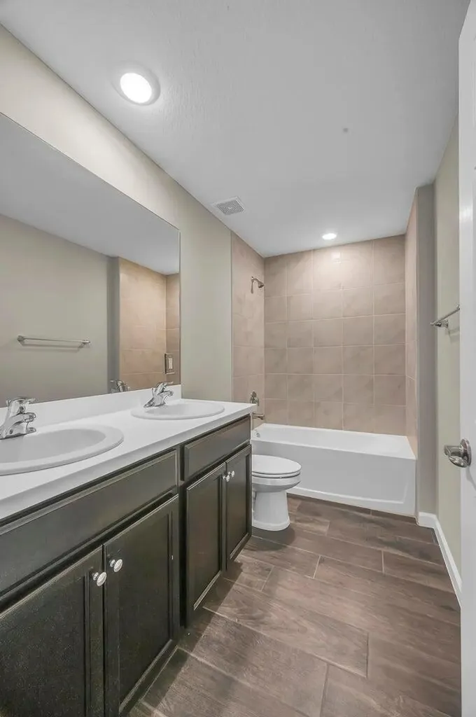 574 NW Bayshore Boulevard Port St Lucie FL 34983