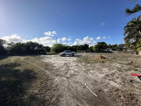 731 SW 3rd Avenue Boynton Beach FL 33426