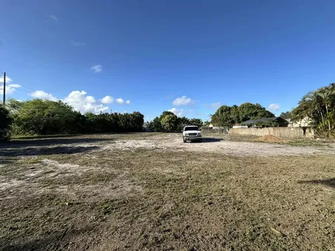 731 SW 3rd Avenue Boynton Beach FL 33426