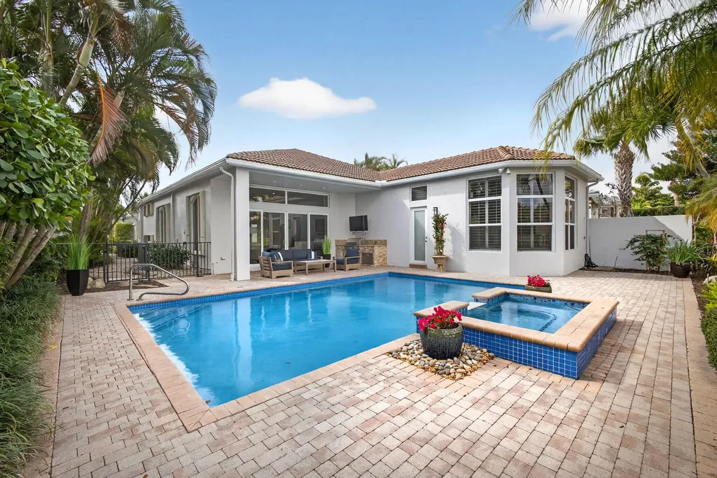 131 Porto Vecchio Way Palm Beach Gardens FL 33418