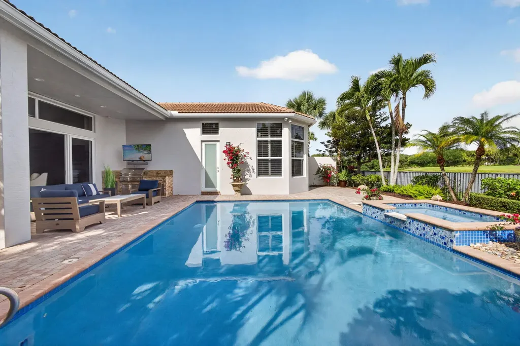 131 Porto Vecchio Way Palm Beach Gardens FL 33418