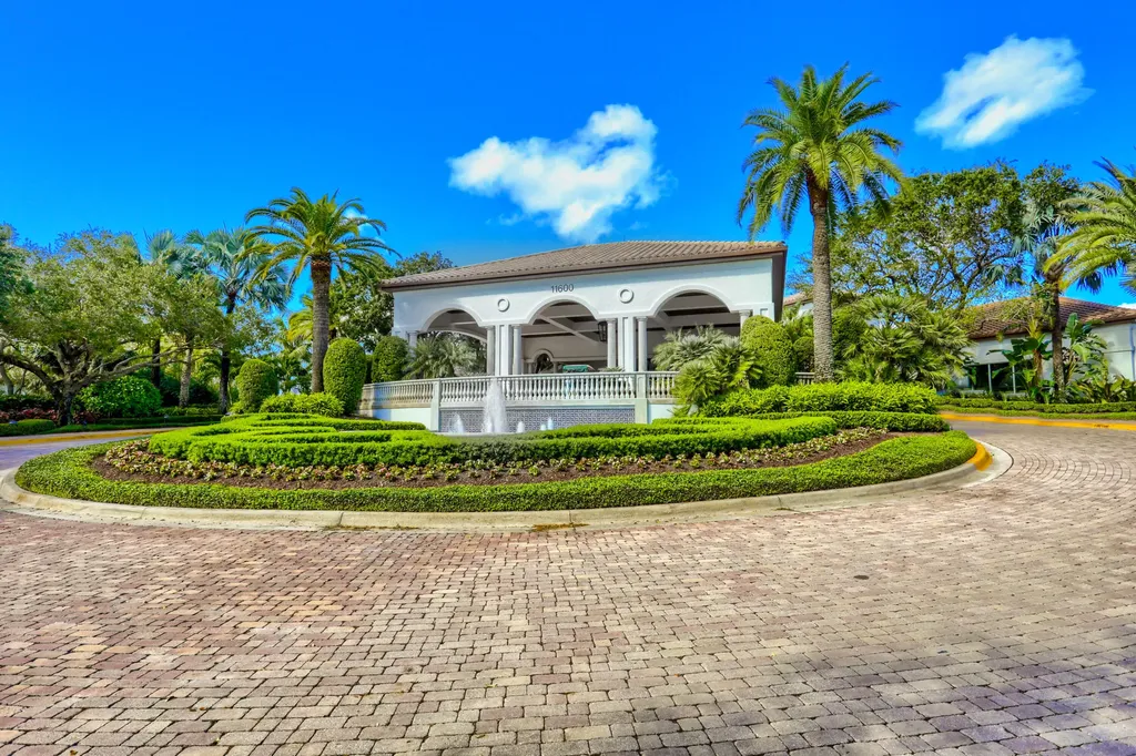 131 Porto Vecchio Way Palm Beach Gardens FL 33418