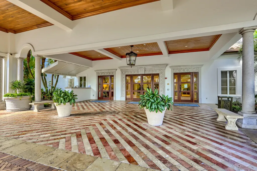 131 Porto Vecchio Way Palm Beach Gardens FL 33418
