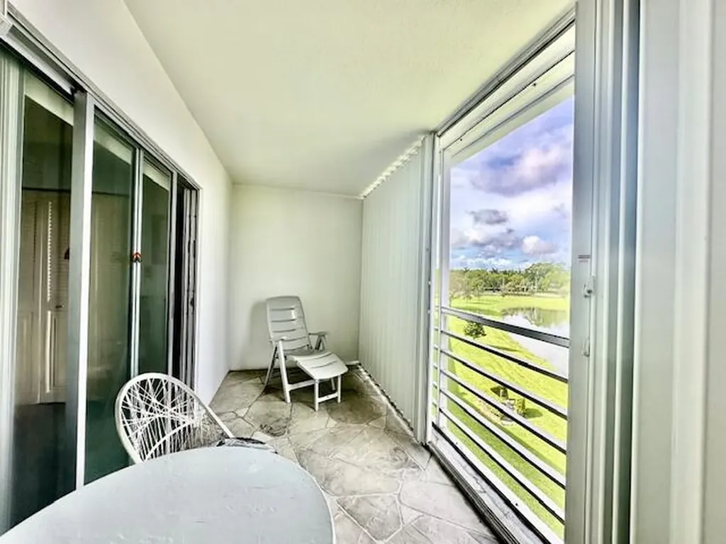 4091 Cornwall E Boca Raton FL 33434