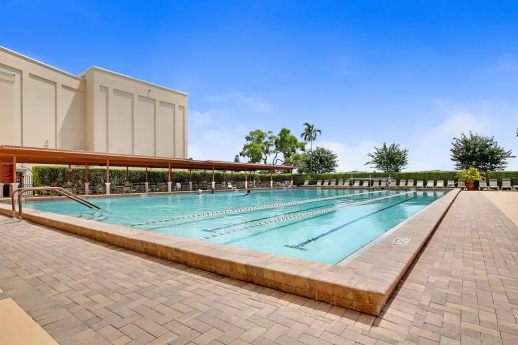 4091 Cornwall E Boca Raton FL 33434