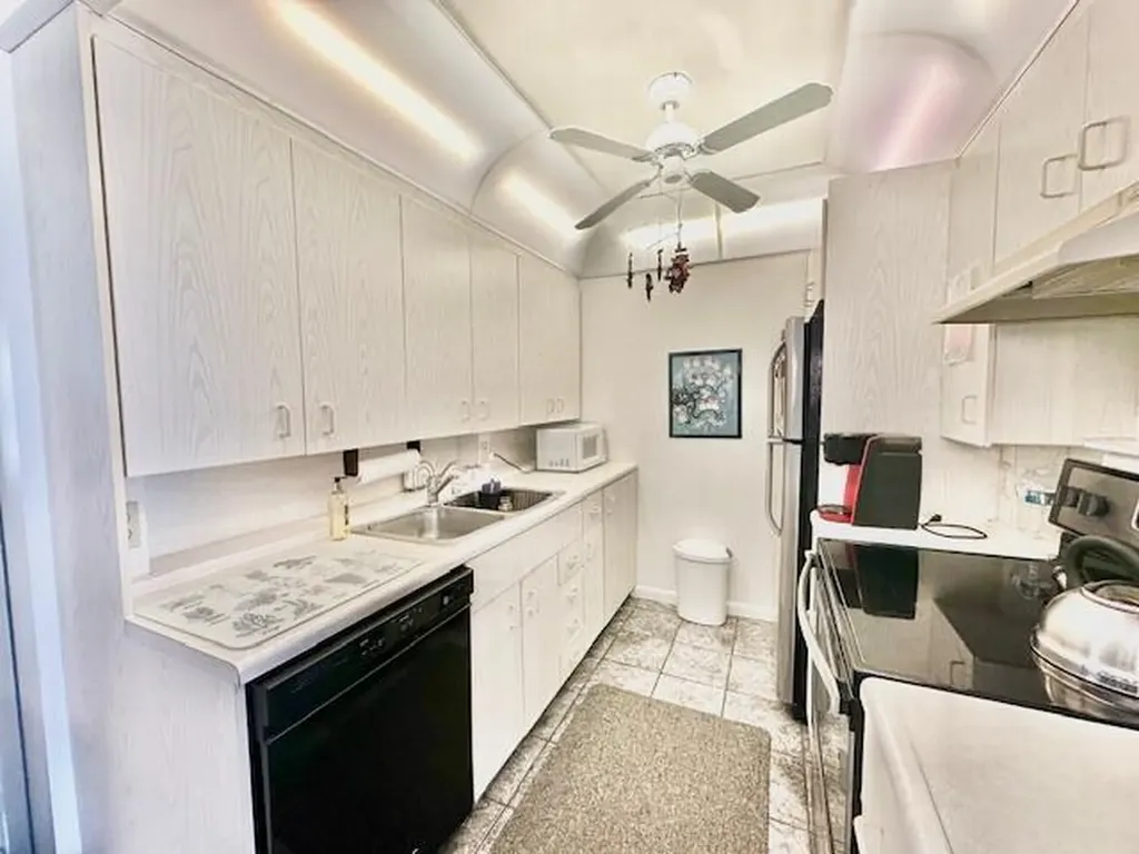 4091 Cornwall E Boca Raton FL 33434