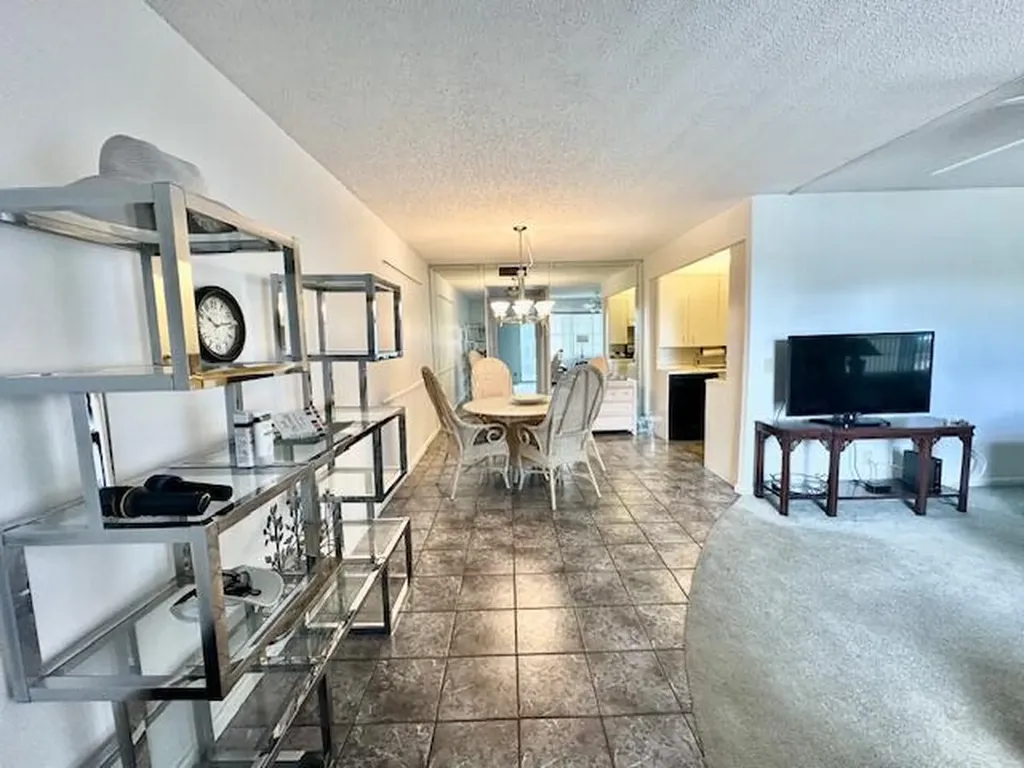 4091 Cornwall E Boca Raton FL 33434