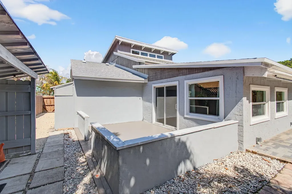 2388 Zeder Avenue Delray Beach FL 33444