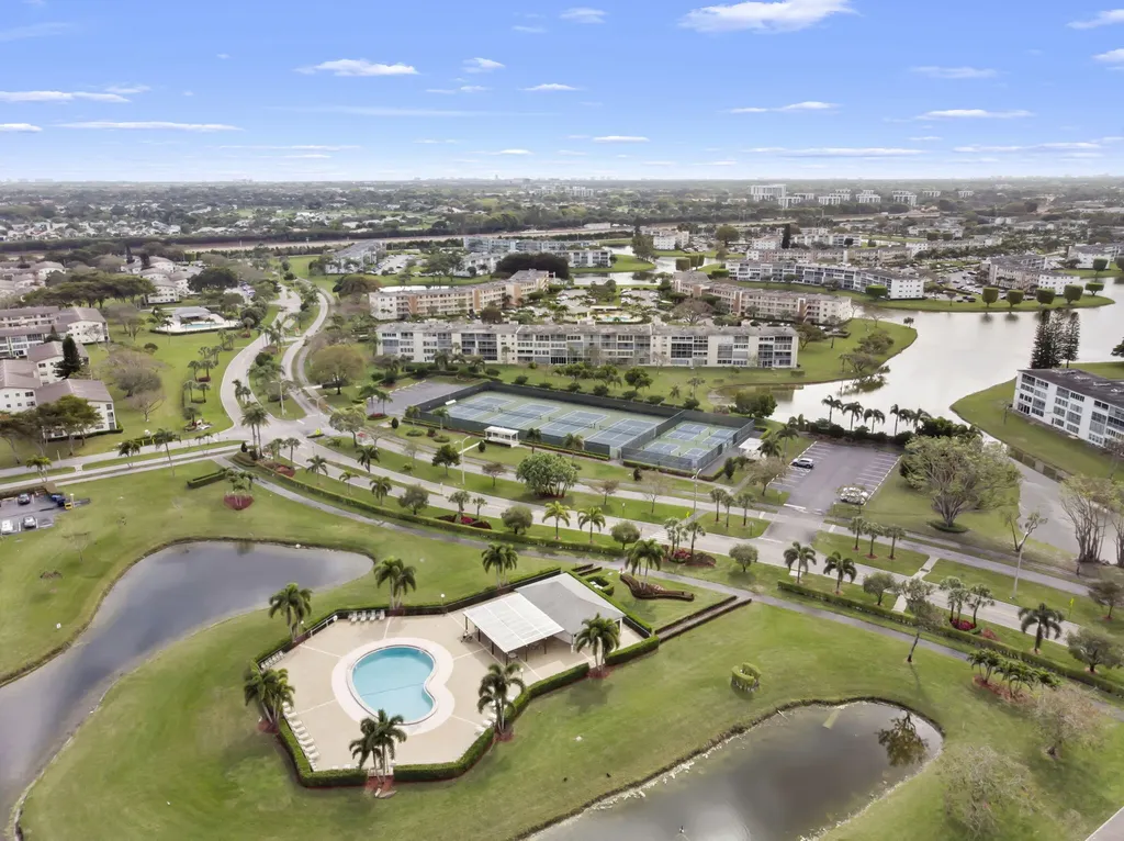 124 Preston C Boca Raton FL 33434