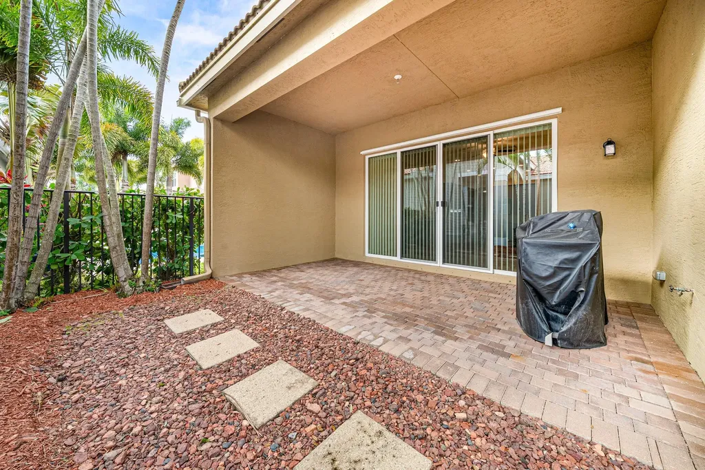 11546 Ponywalk Trail Boynton Beach FL 33473