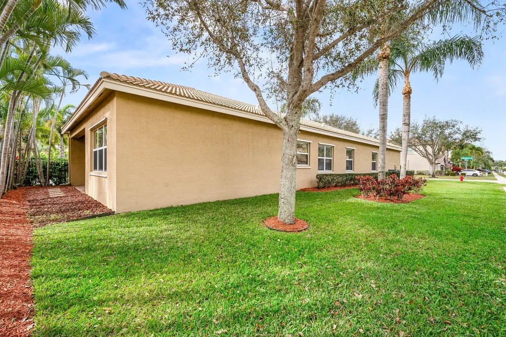 11546 Ponywalk Trail Boynton Beach FL 33473