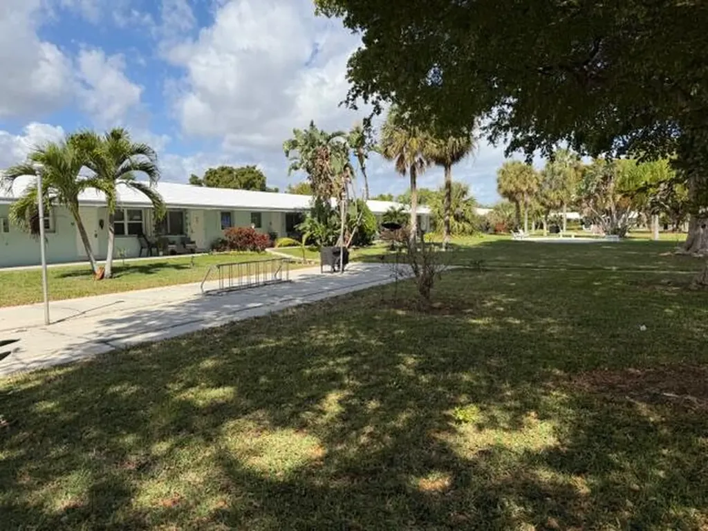 3801 NE 22nd Terrace Lighthouse Point FL 33064