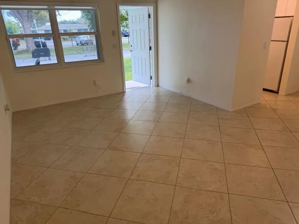 3801 NE 22nd Terrace Lighthouse Point FL 33064