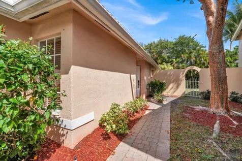 3484 Commodore Court West Palm Beach FL 33411