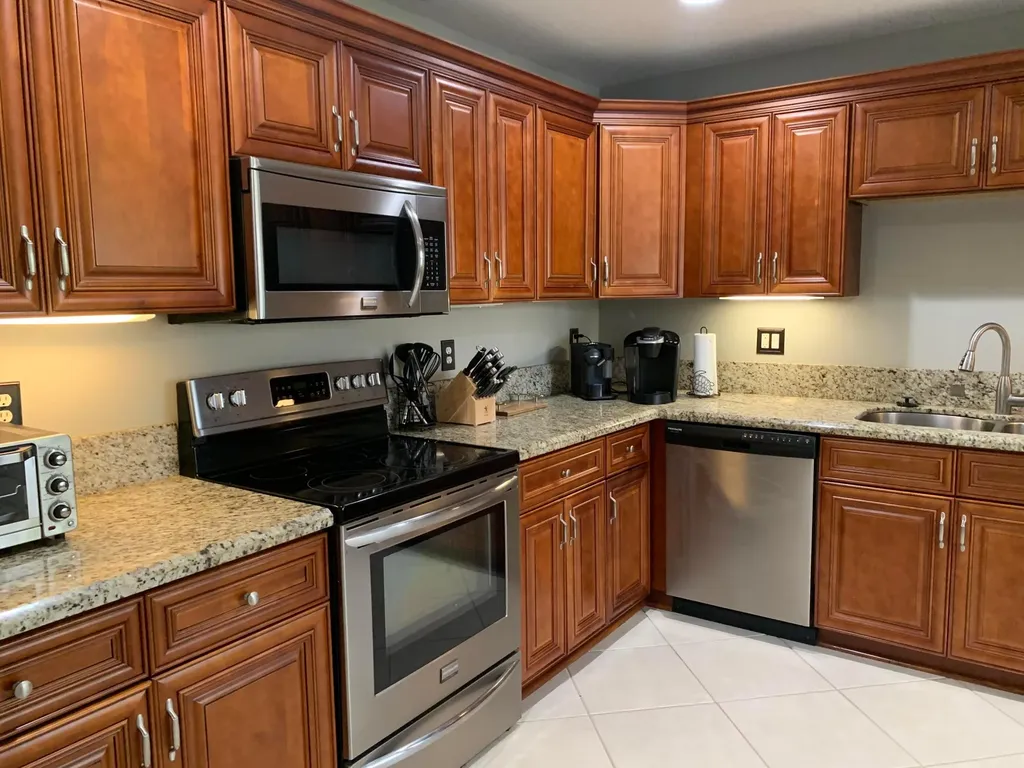 10667 Lake Shore Drive Wellington FL 33414