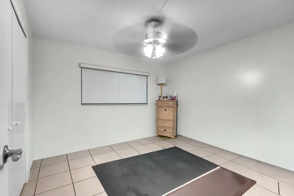 1735 W 60th Street Hialeah FL 33012
