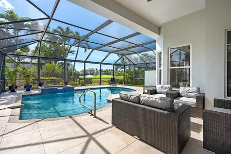 10626 Piazza Fontana West Palm Beach FL 33412