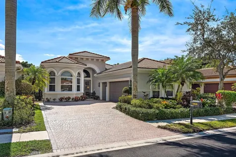 10626 Piazza Fontana West Palm Beach FL 33412