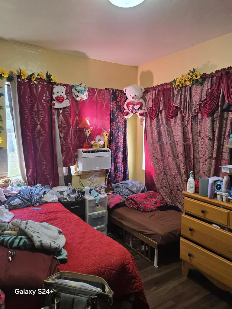 606 S Pine Street Lake Worth FL 33460