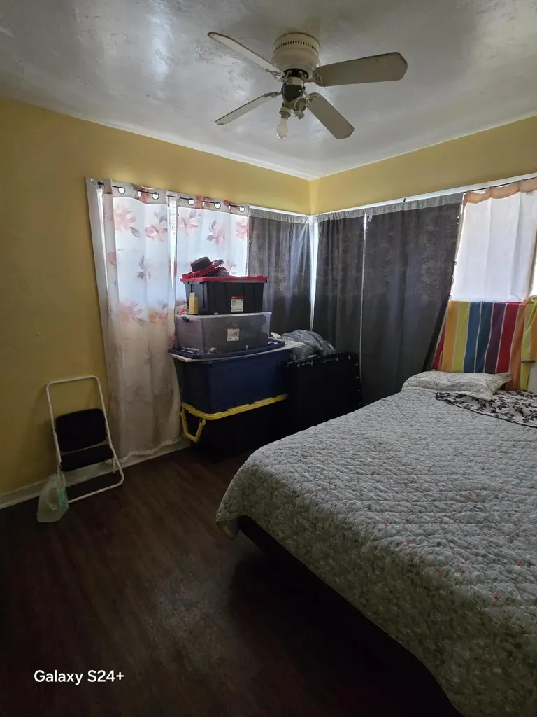 606 S Pine Street Lake Worth FL 33460