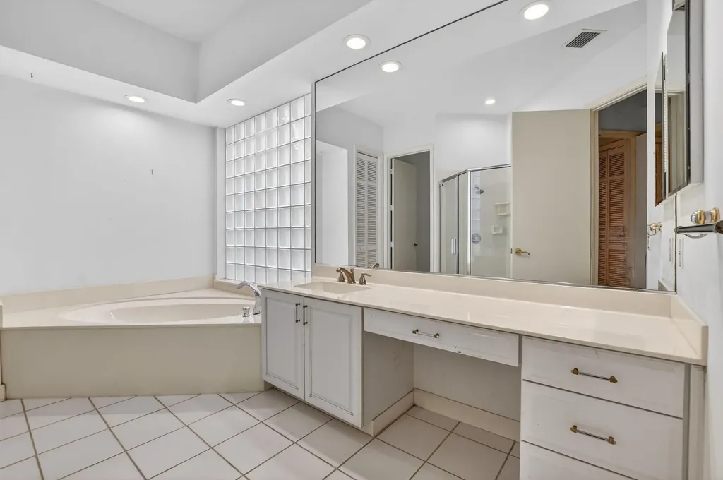 2107 NW 62nd Drive Boca Raton FL 33496