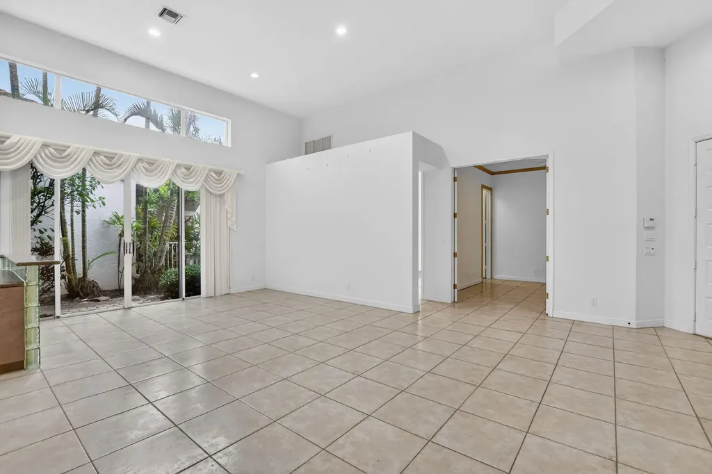2107 NW 62nd Drive Boca Raton FL 33496