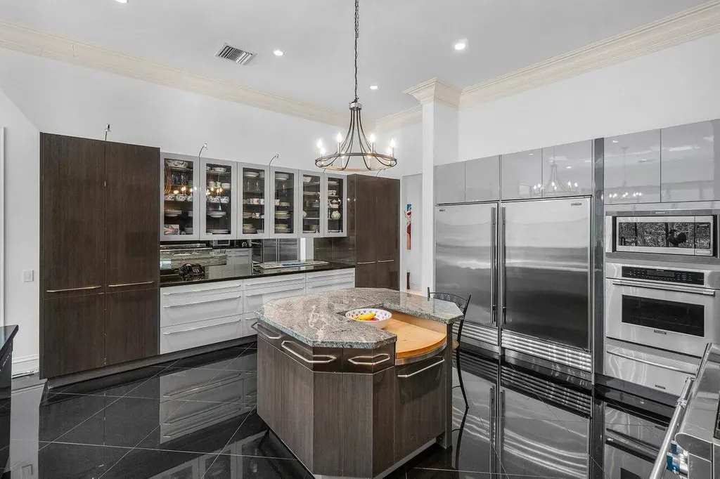 7172 Valencia Drive Boca Raton FL 33433