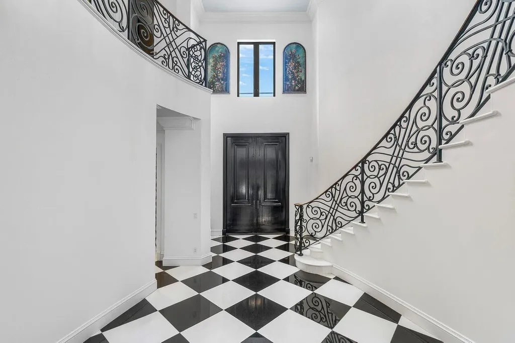 7172 Valencia Drive Boca Raton FL 33433