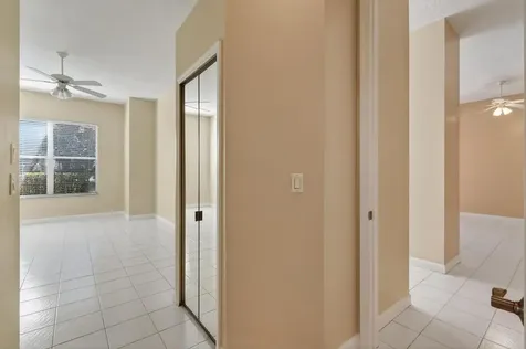 408 SW Horseshoe Bay Port St Lucie FL 34986