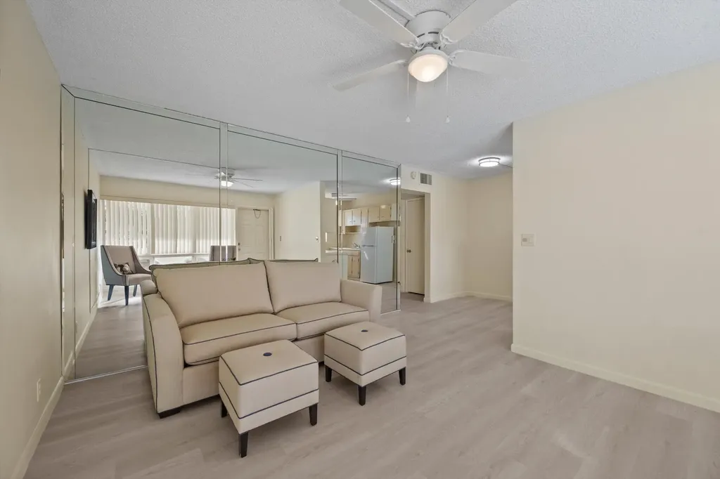 3205 SE 7th Street Pompano Beach FL 33062