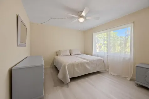 3205 SE 7th Street Pompano Beach FL 33062