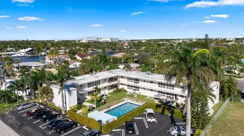 3205 SE 7th Street Pompano Beach FL 33062