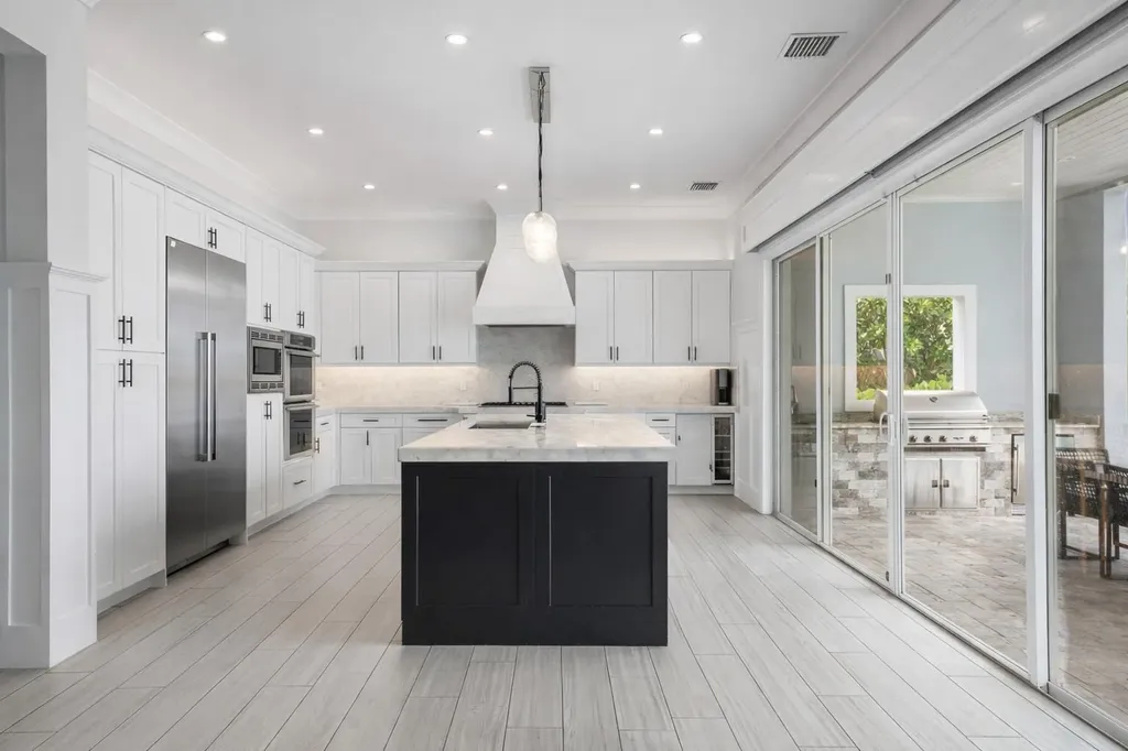 2100 Notre Dame Drive Lake Worth Beach FL 33460